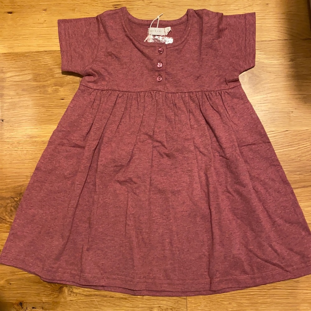 Short sleeve dress